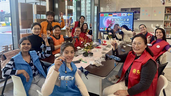Volunteer Brilliance in Community Unites: Changier Foundation’s Motherly Love Academies Volunteers Lit Up the “Borderless Living Room” at the Nantong Guanshan Community